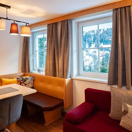 Apart Avenzio Apartment