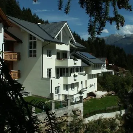 Apart Avenzio Apartment