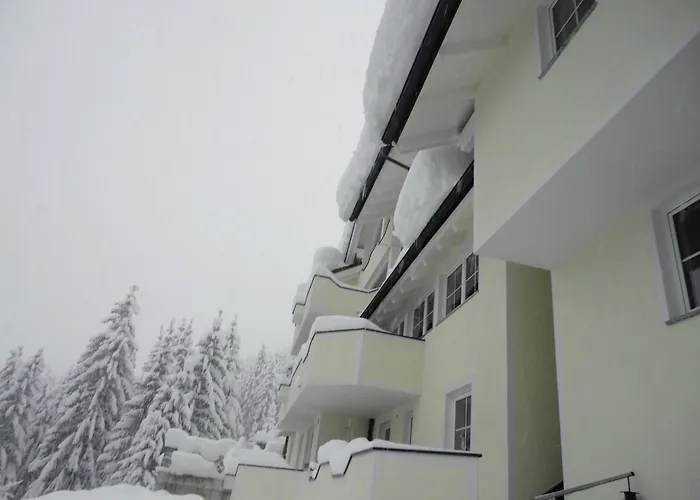 Avenzio Apartamento *