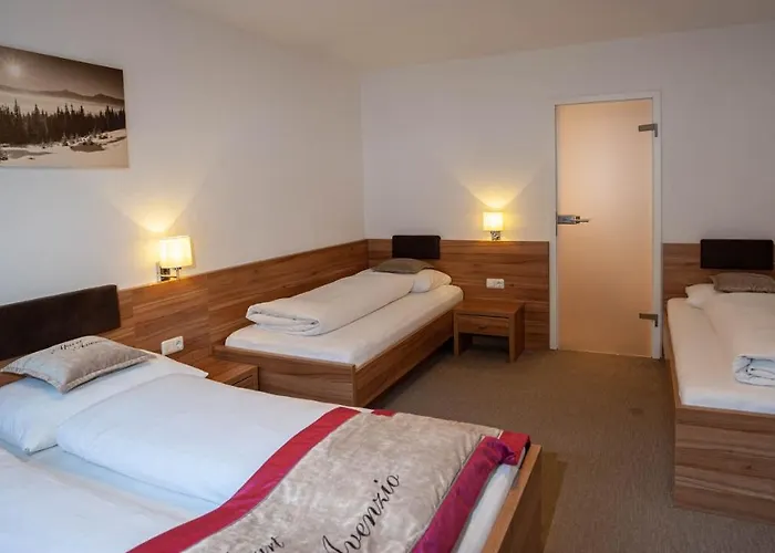 Avenzio Apartmán *